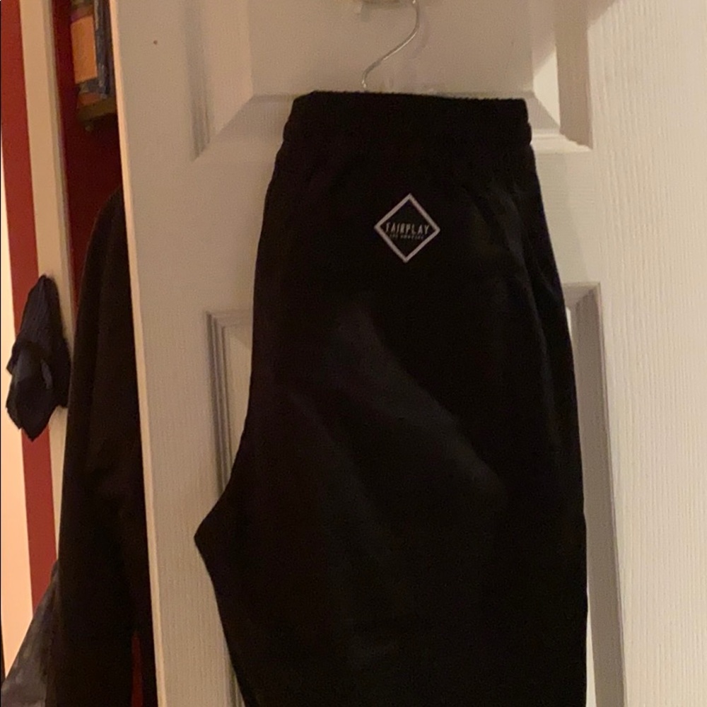 FairPlay joggers black